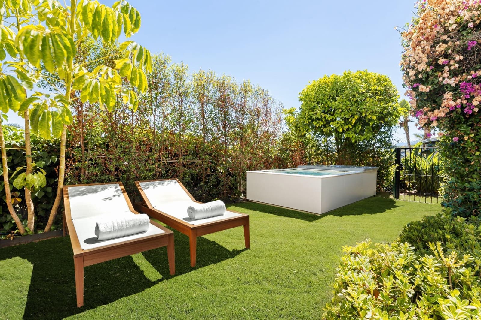 4 Zimmer Villa zu verkaufen in Marbella mit Pool - 1.899.000 € (Ref: 9504028)