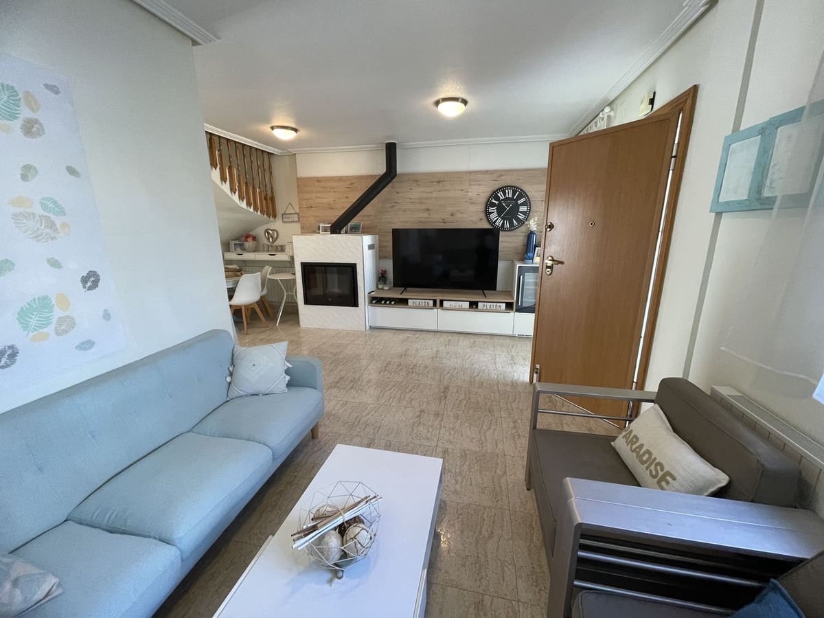 3 soveværelse Semi-Rækkehus til salg i Torre de la Horadada med swimmingpool - € 355.000 (Ref: 9504030)