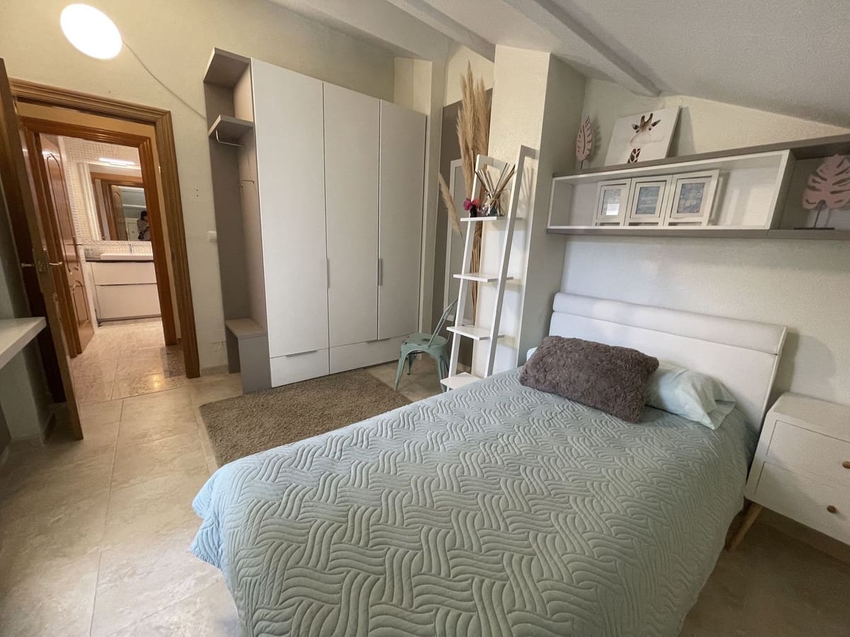 3 soveværelse Semi-Rækkehus til salg i Torre de la Horadada med swimmingpool - € 355.000 (Ref: 9504030)