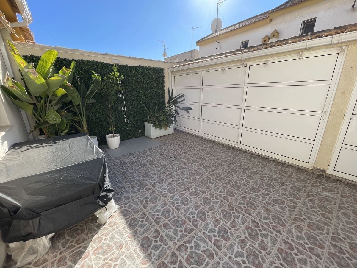 3 soveværelse Semi-Rækkehus til salg i Torre de la Horadada med swimmingpool - € 355.000 (Ref: 9504030)