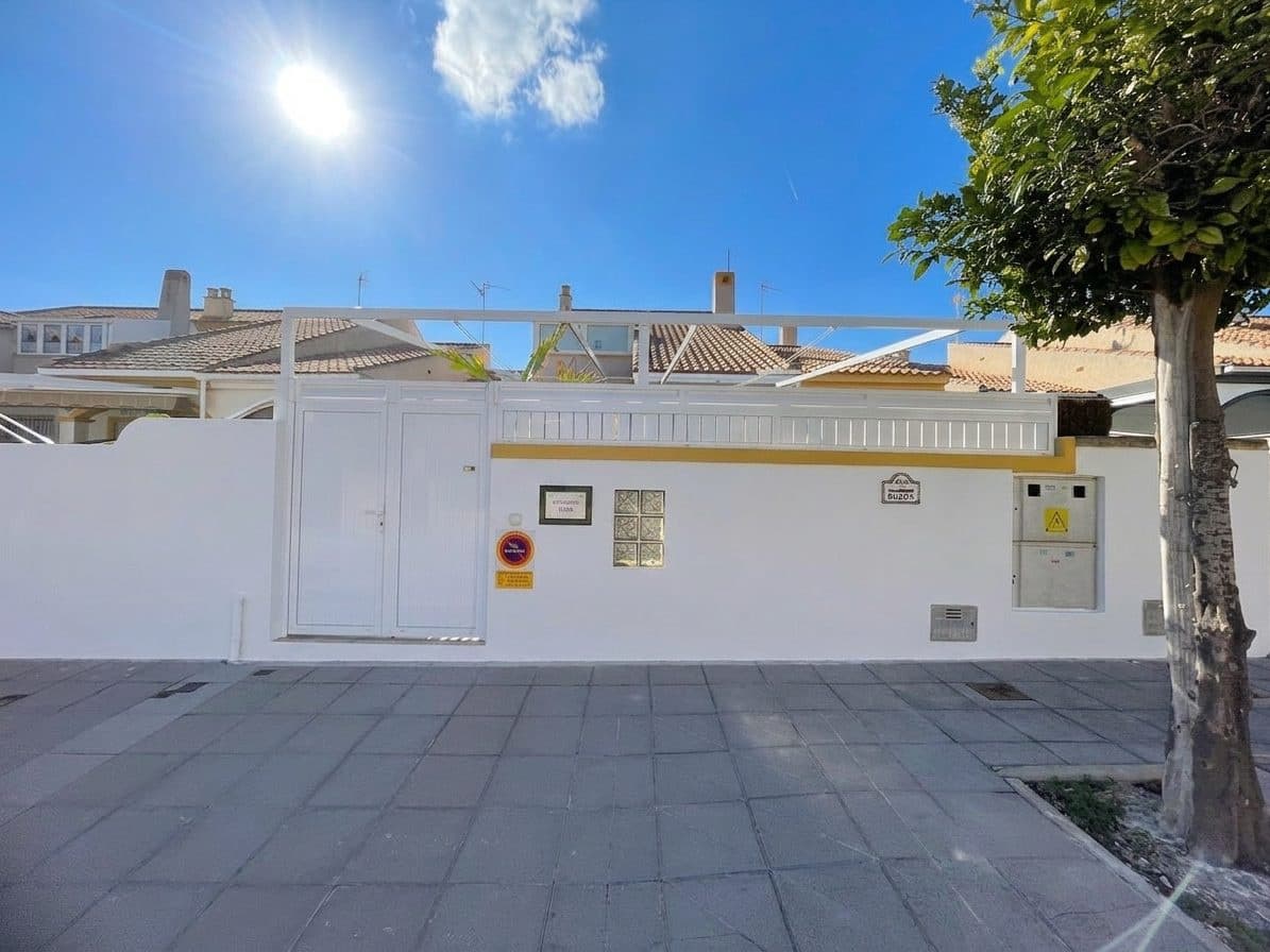 3 makuuhuone Paritalo myytävänä paikassa Pilar de la Horadada mukana uima-altaan - 355 000 € (Ref: 9504030)