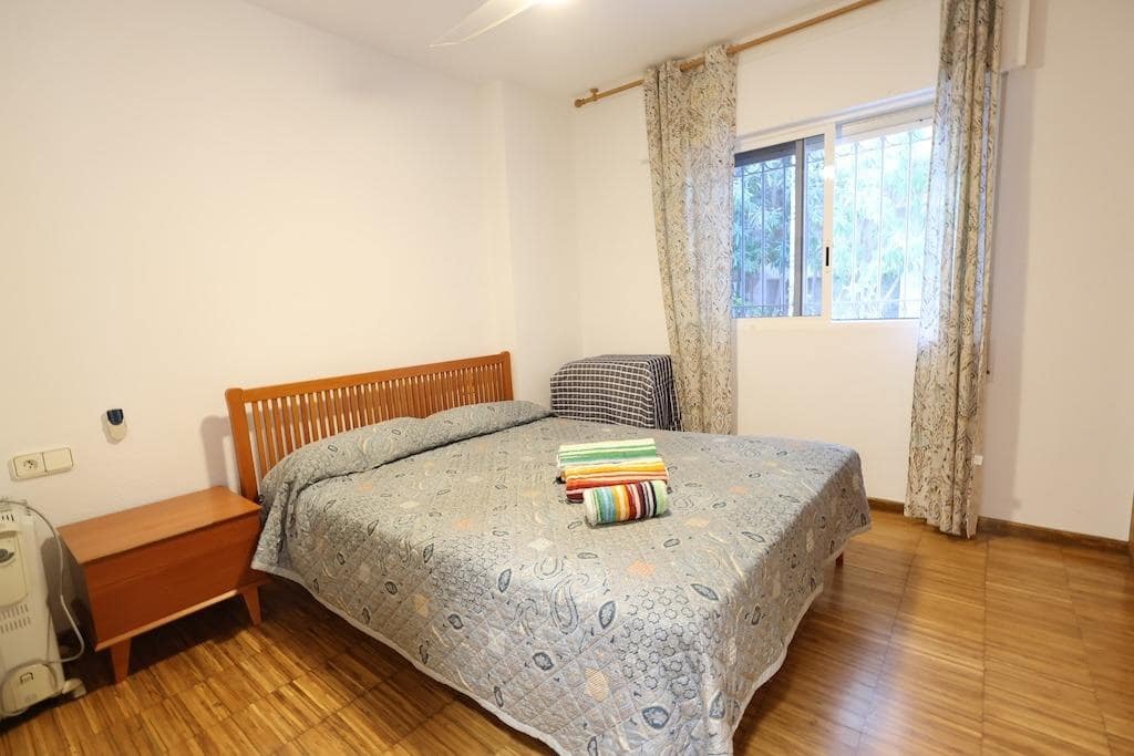 Bungalow de 2 habitaciones en Orihuela Costa en venta - 300.000 € (Ref: 9508712)