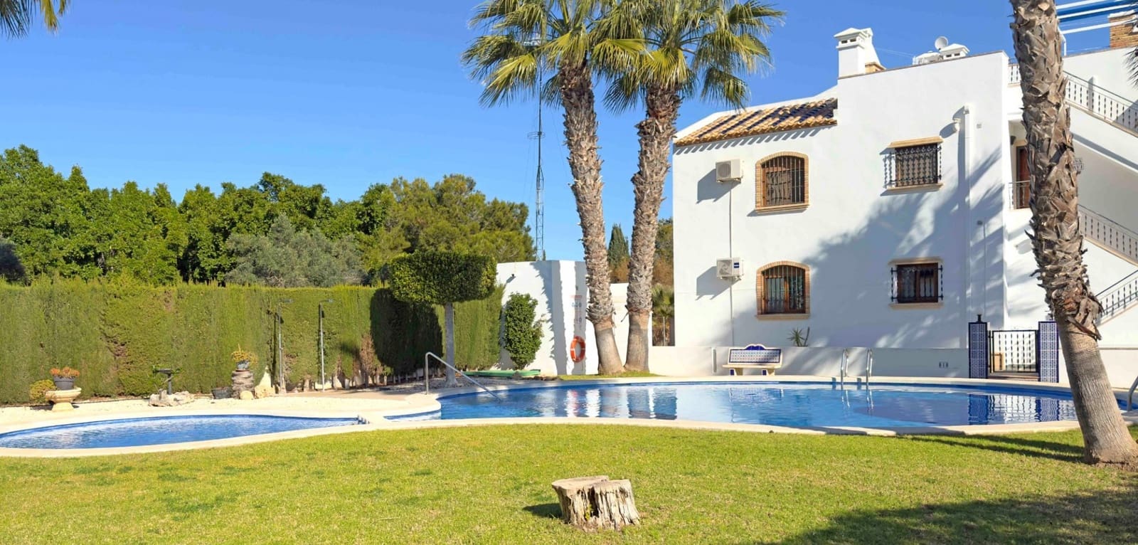 2 bedroom Townhouse for sale in Orihuela Costa with pool - € 215,000 (Ref: 9513313)