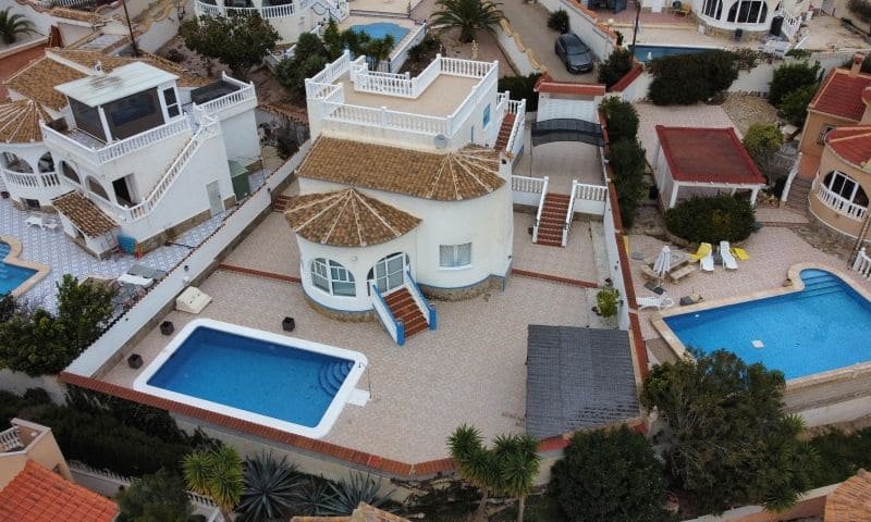 5 bedroom Villa for sale in Rojales with pool - € 539,995 (Ref: 9513320)