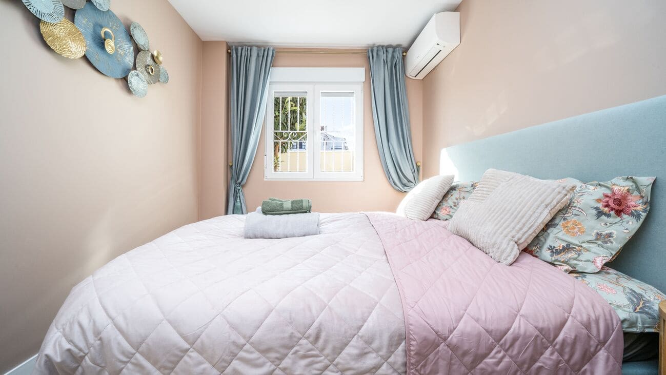 2 soveværelse Lejlighed til salg i Torrevieja med swimmingpool garage - € 208.000 (Ref: 9513324)