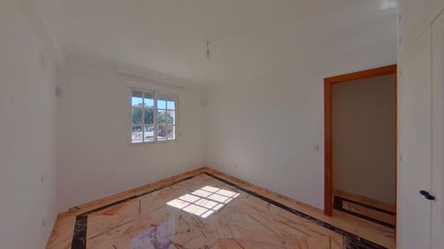 3 soverom Leilighet til salgs i Zona Calvario, Estepona - € 231 000 (Ref: 9513327)