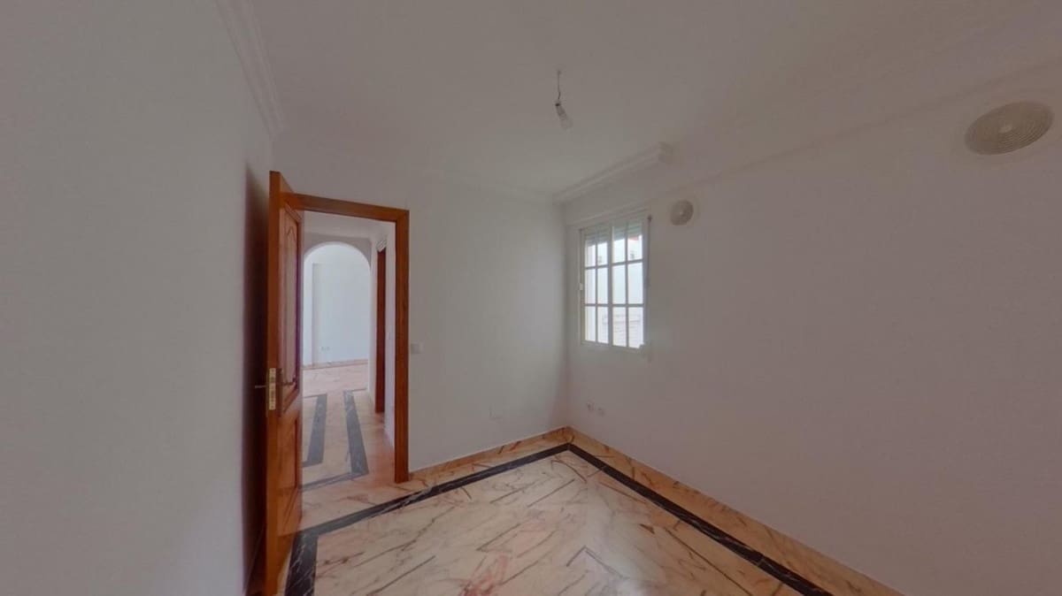 3 bedroom Villa for sale in Ciudad Quesada with pool - € 217,400 (Ref: 9513327)