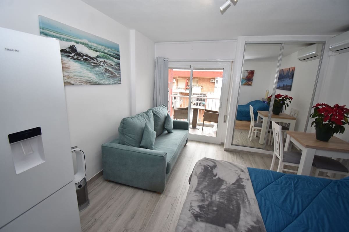 Apartamento en Benalmádena en venta con piscina - 179.000 € (Ref: 9518749)