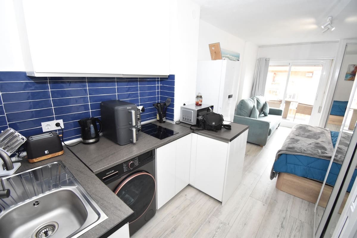 Appartement à vendre à Benalmadena avec piscine - 179 000 € (Ref: 9518749)