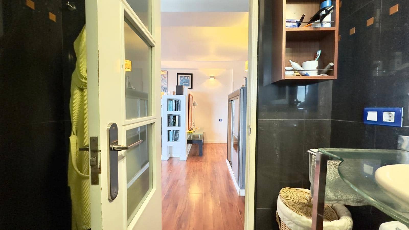 1 soveværelse Lejlighed til salg i Torrevieja med swimmingpool - € 159.900 (Ref: 9518759)