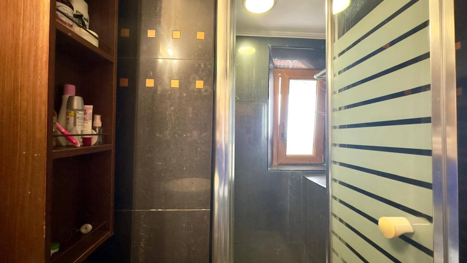 1 soveværelse Lejlighed til salg i Torrevieja med swimmingpool - € 159.900 (Ref: 9518759)