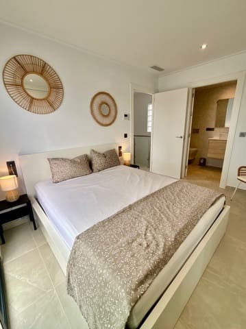 2 bedroom Villa for sale in Benijófar - € 429,500 (Ref: 9518762)