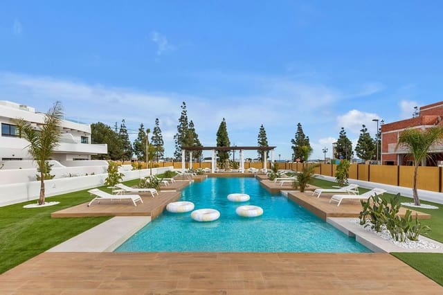 2 slaapkamer Appartement te koop in Centro, Los Alcázares met zwembad - € 399.900 (Ref: 9520772)