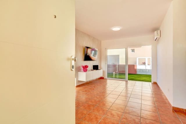2 sypialnia Apartament na sprzedaż w Corralejo, La Oliva z basenem - 248 000 € (Ref: 9527512)