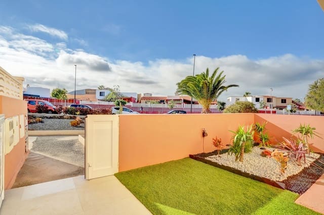 2 sypialnia Apartament na sprzedaż w Corralejo, La Oliva z basenem - 248 000 € (Ref: 9527512)