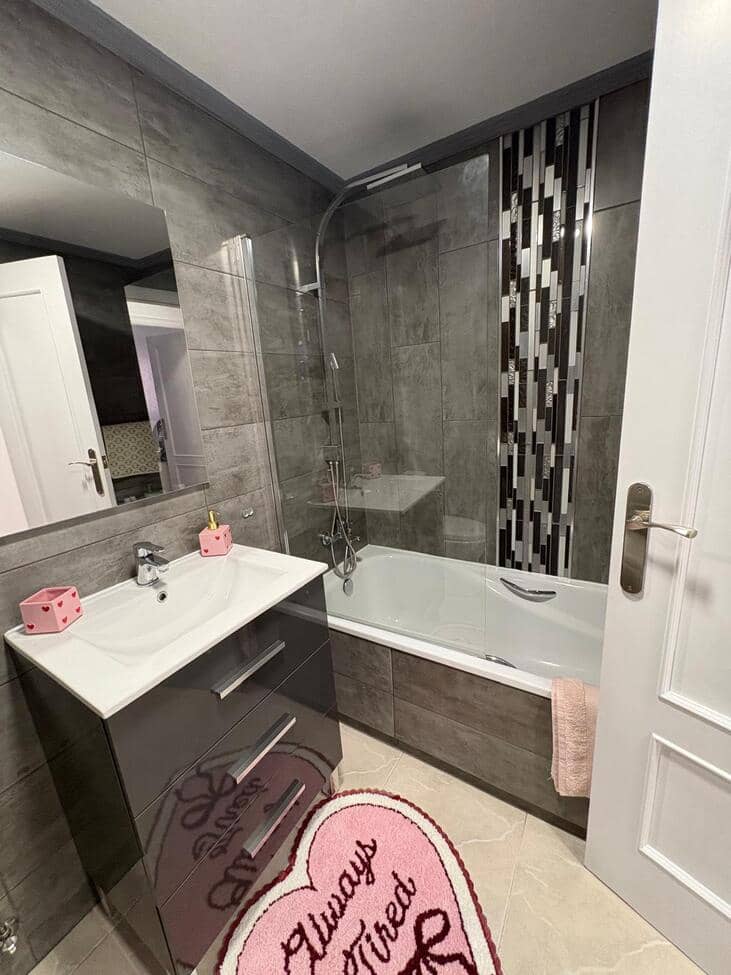 3 soverom Penthouse til salgs i Playa Flamenca med svømmebasseng garasje - € 185 000 (Ref: 9527534)