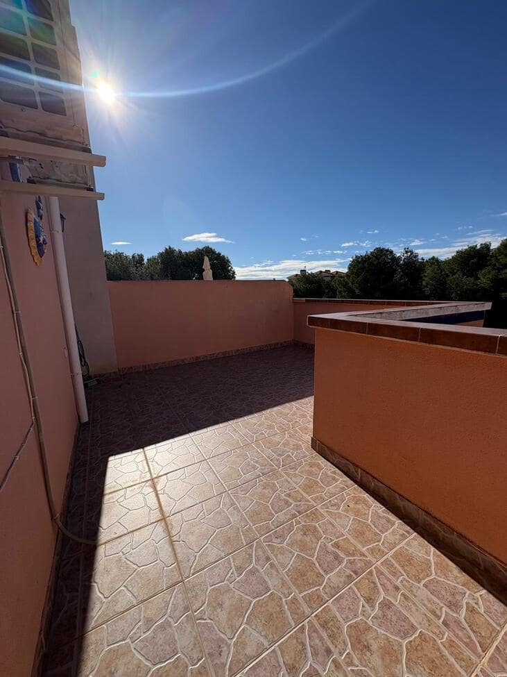 3 soverom Penthouse til salgs i Playa Flamenca med svømmebasseng garasje - € 185 000 (Ref: 9527534)