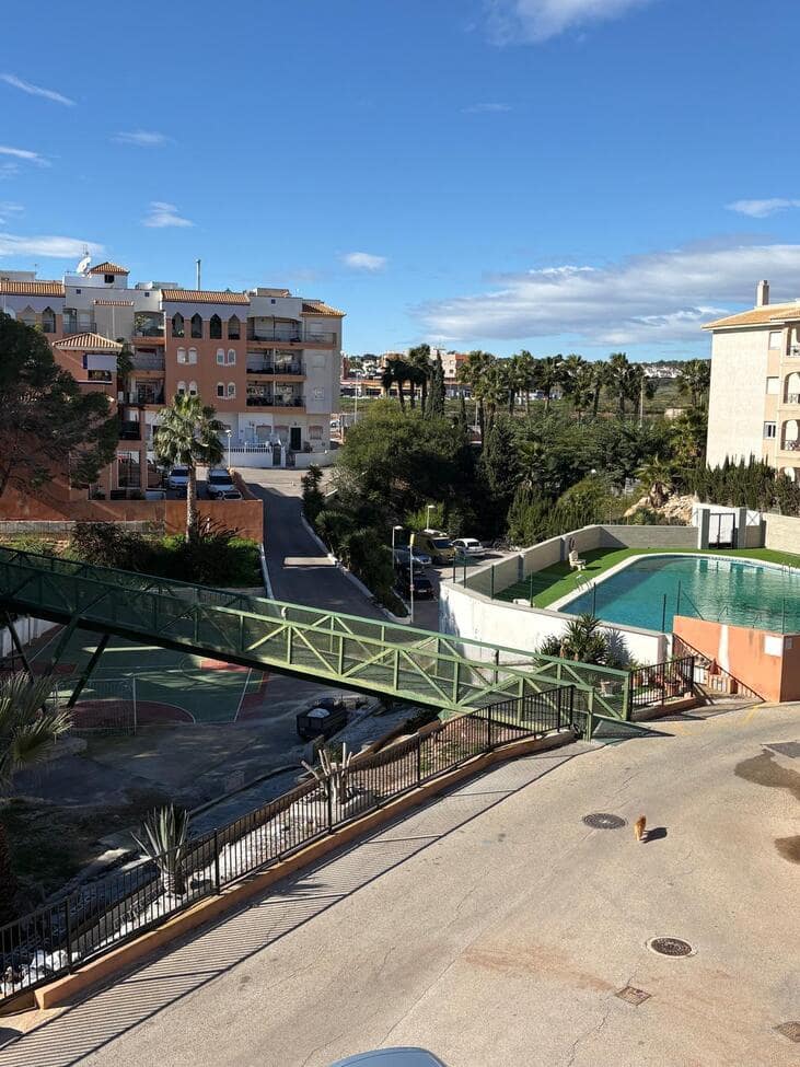 3 soverom Penthouse til salgs i Playa Flamenca med svømmebasseng garasje - € 185 000 (Ref: 9527534)