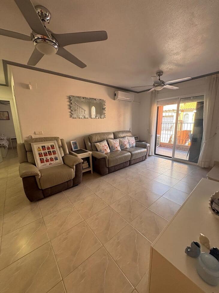 3 soverom Penthouse til salgs i Playa Flamenca med svømmebasseng garasje - € 185 000 (Ref: 9527534)