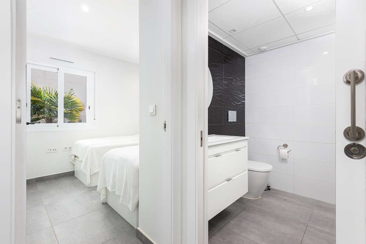 3 soverom Bungalow til salgs i Torrevieja med svømmebasseng garasje - € 269 000 (Ref: 9527536)