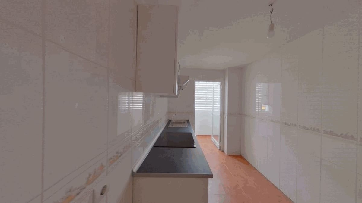 2 sovrum Lägenhet till salu i Estepona med pool - 237 000 € (Ref: 9527548)