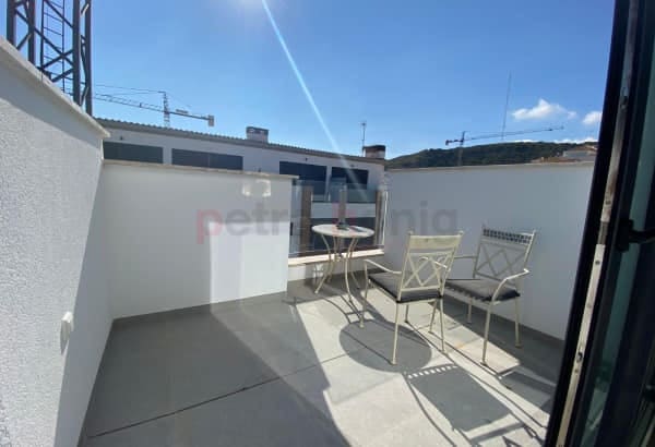 3 bedroom Townhouse for sale in Guardamar del Segura - € 359,900 (Ref: 9530271)