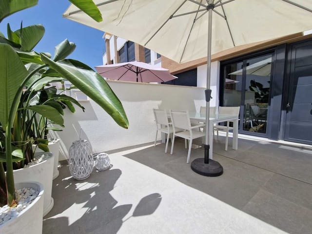 3 soverom Hus til salgs i Zona Pueblo, Guardamar del Segura - € 359 900 (Ref: 9530271)