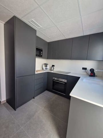 3 soverom Hus til salgs i Zona Pueblo, Guardamar del Segura - € 359 900 (Ref: 9530271)