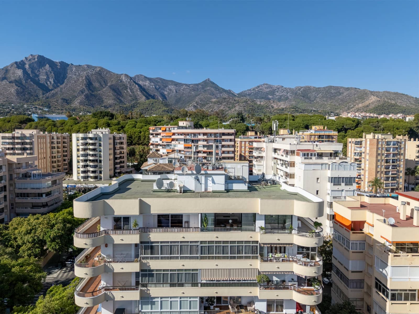 3 sovrum Takvåning till salu i Marbella - 1 500 000 € (Ref: 9533553)