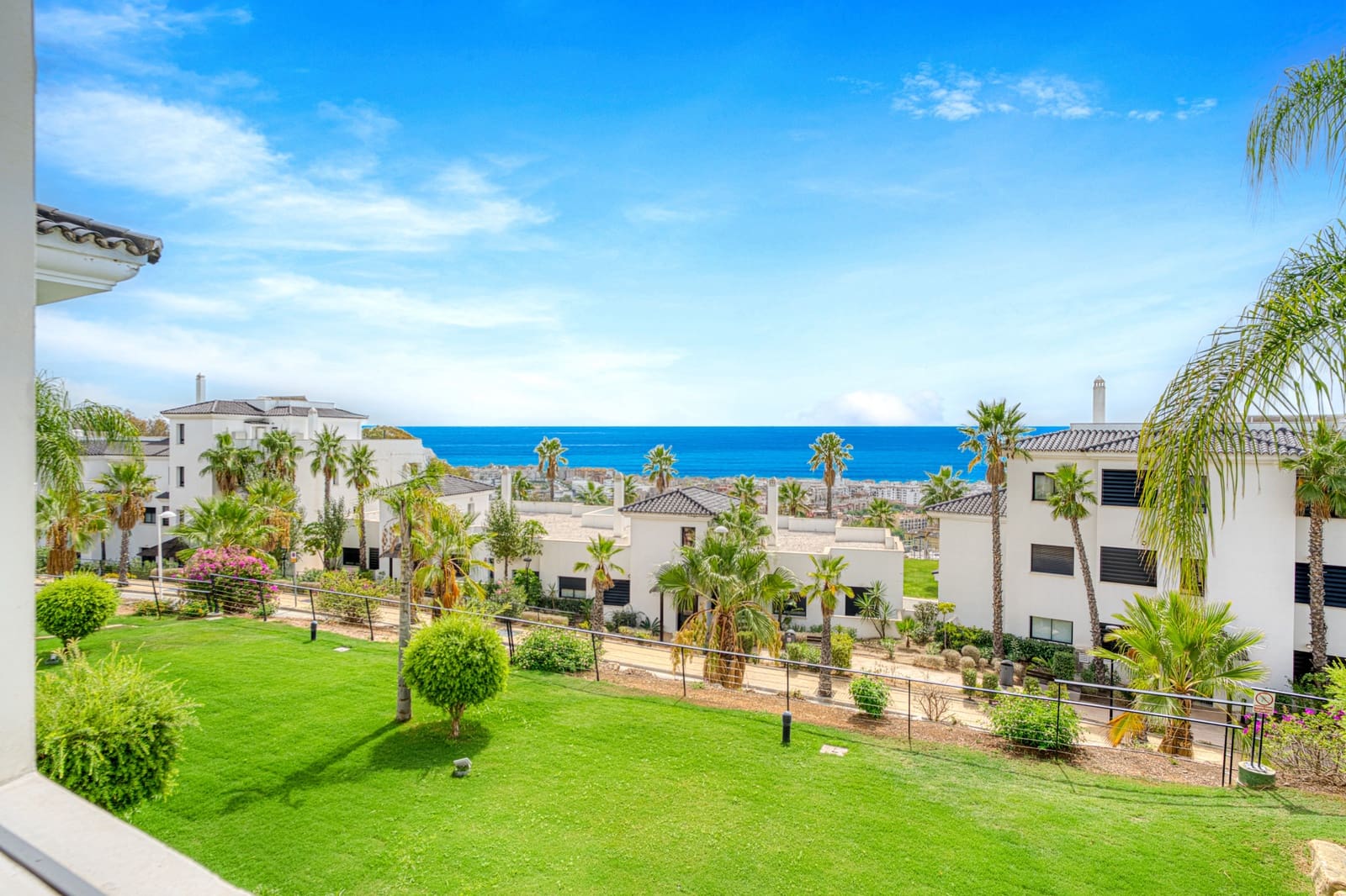 3 soverom Leilighet til salgs i Estepona - € 860 000 (Ref: 9533562)