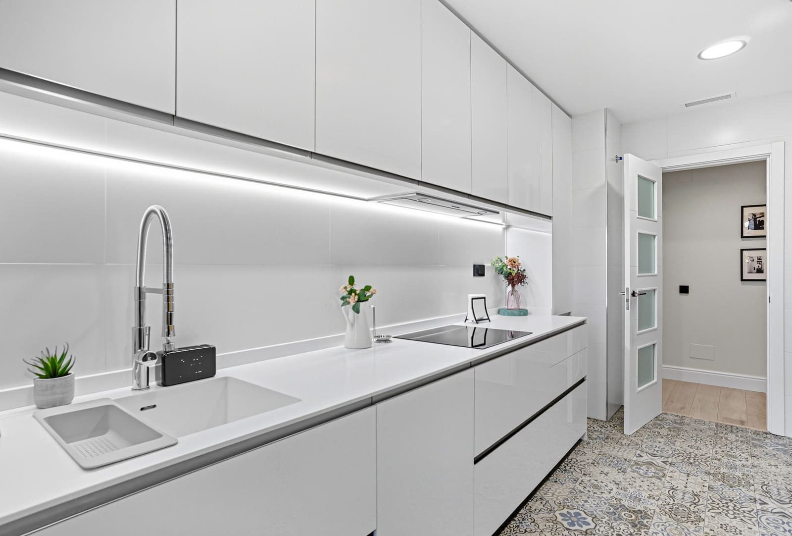 3 soverom Leilighet til salgs i Estepona - € 860 000 (Ref: 9533562)