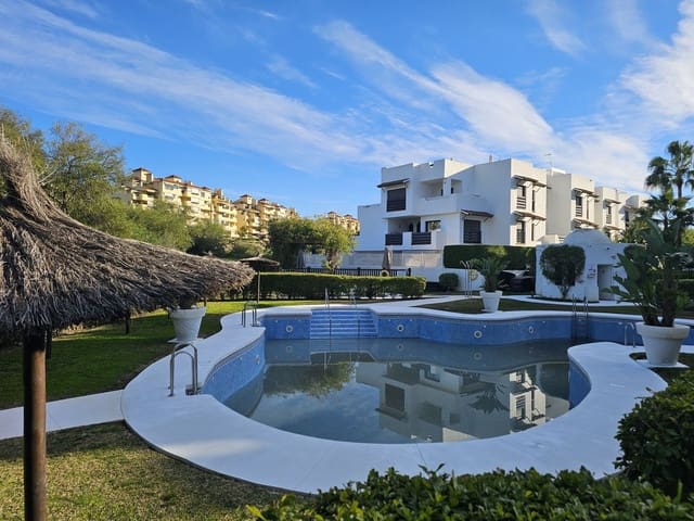 3 soveværelse Lejlighed til salg i El Velerín, Estepona med swimmingpool - € 480.000 (Ref: 9533604)