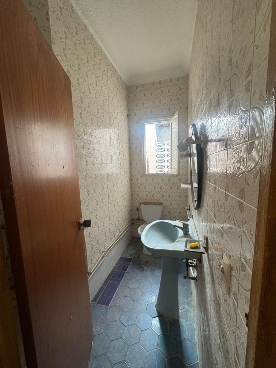 5 quarto Apartamento para venda em Guardamar del Segura - 263 000 € (Ref: 9535773)