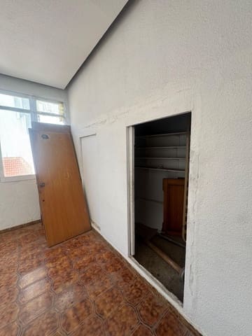 5 sovrum Strandlägenhet till salu i Zona Pueblo, Guardamar del Segura - 263 000 € (Ref: 9535773)