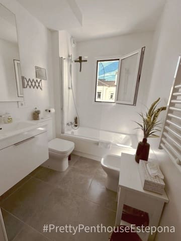 2 sypialnia Apartament na sprzedaż w Puerto de Estepona, Estepona - 630 000 € (Ref: 9535776)