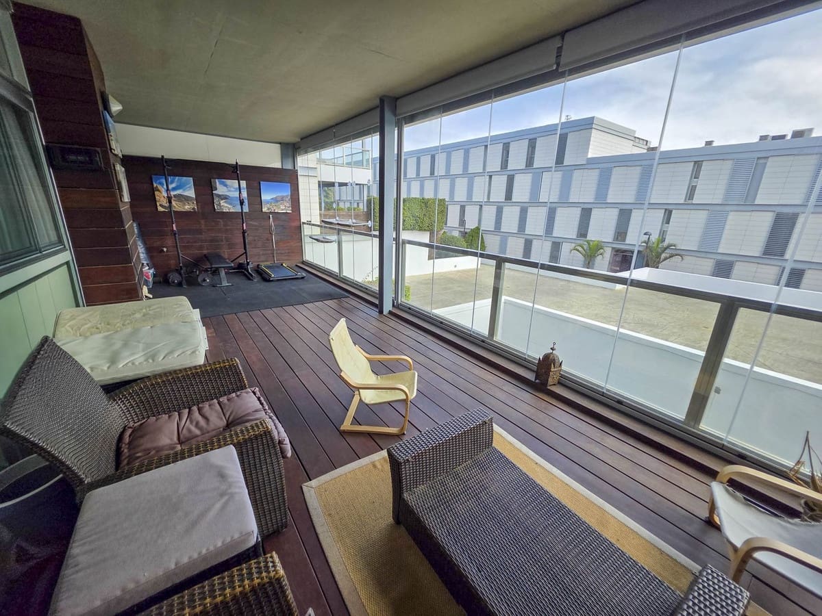 3 bedroom Apartment for sale in La Duquesa / Puerto de la Duquesa - € 429,000 (Ref: 9540971)