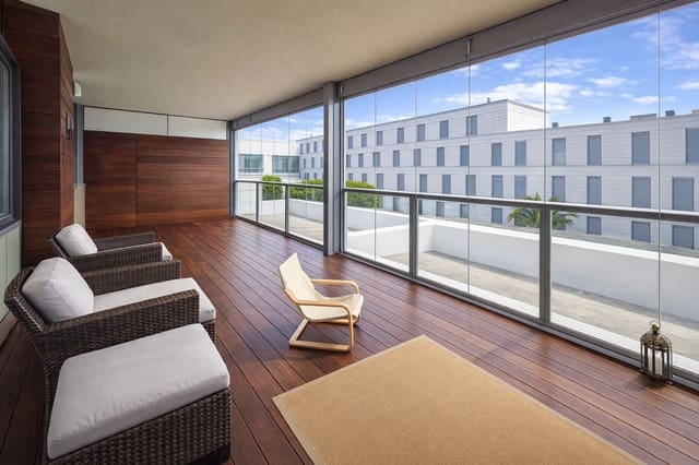 3 chambre Appartement à vendre à La Duquesa / Puerto de la Duquesa, Manilva - 375 000 € (Ref: 9540971)