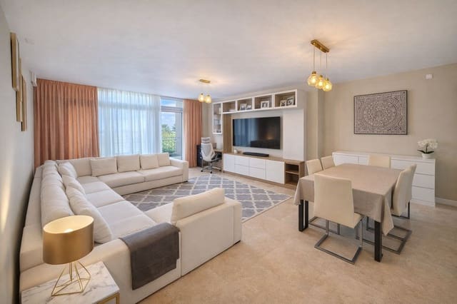 3 chambre Appartement à vendre à La Duquesa / Puerto de la Duquesa, Manilva - 375 000 € (Ref: 9540971)