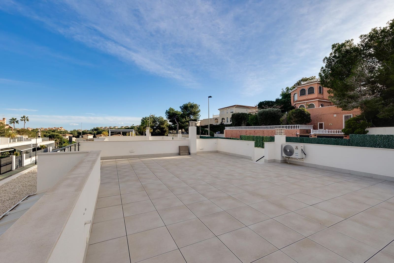 3 quarto Moradia para venda em Pinar de Campoverde com piscina garagem - 410 000 € (Ref: 9543388)