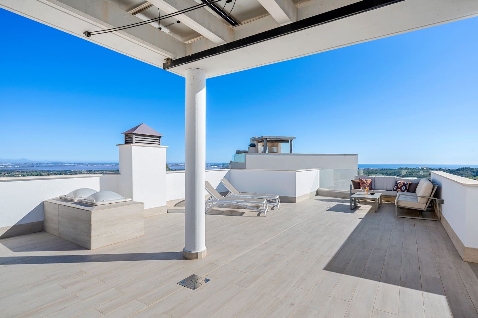 3 sypialnia Willa na sprzedaż w San Miguel de Salinas z basenem garażem - 499 000 € (Ref: 9543389)