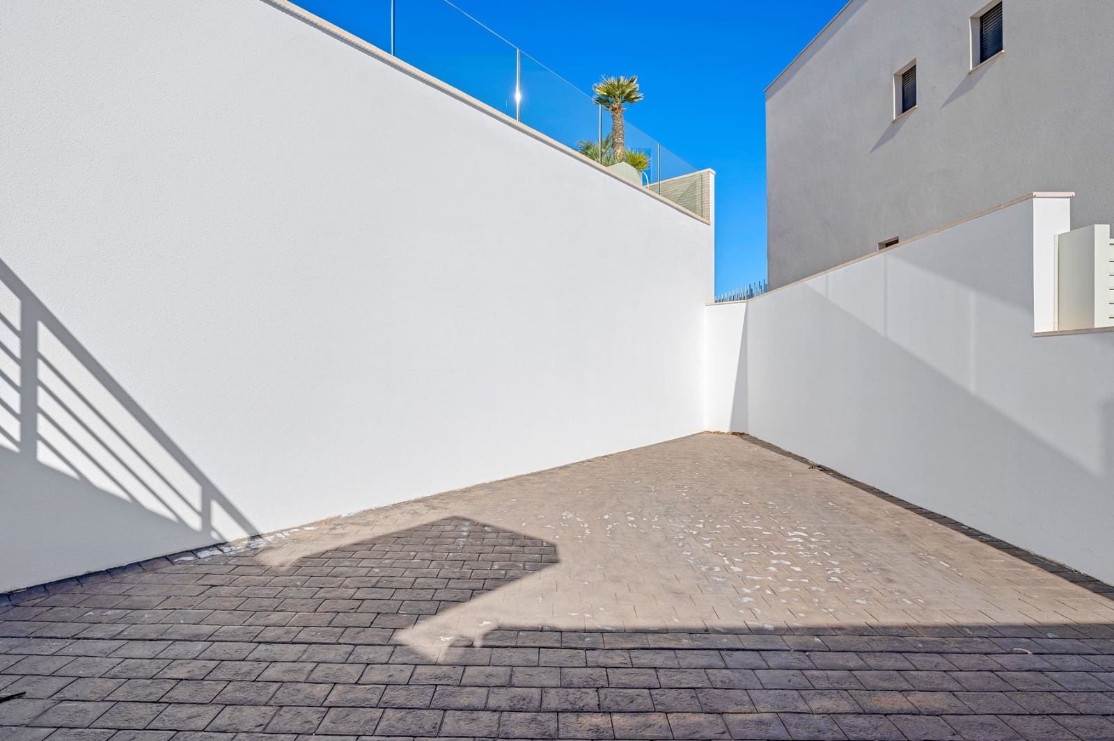 3 sypialnia Willa na sprzedaż w San Miguel de Salinas z basenem garażem - 499 000 € (Ref: 9543389)