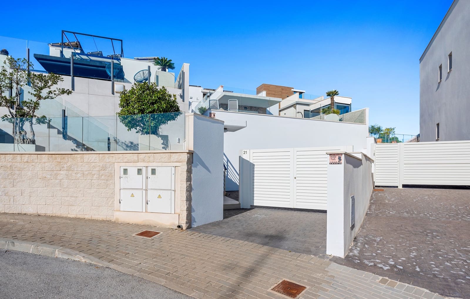 3 sypialnia Willa na sprzedaż w San Miguel de Salinas z basenem garażem - 499 000 € (Ref: 9543389)