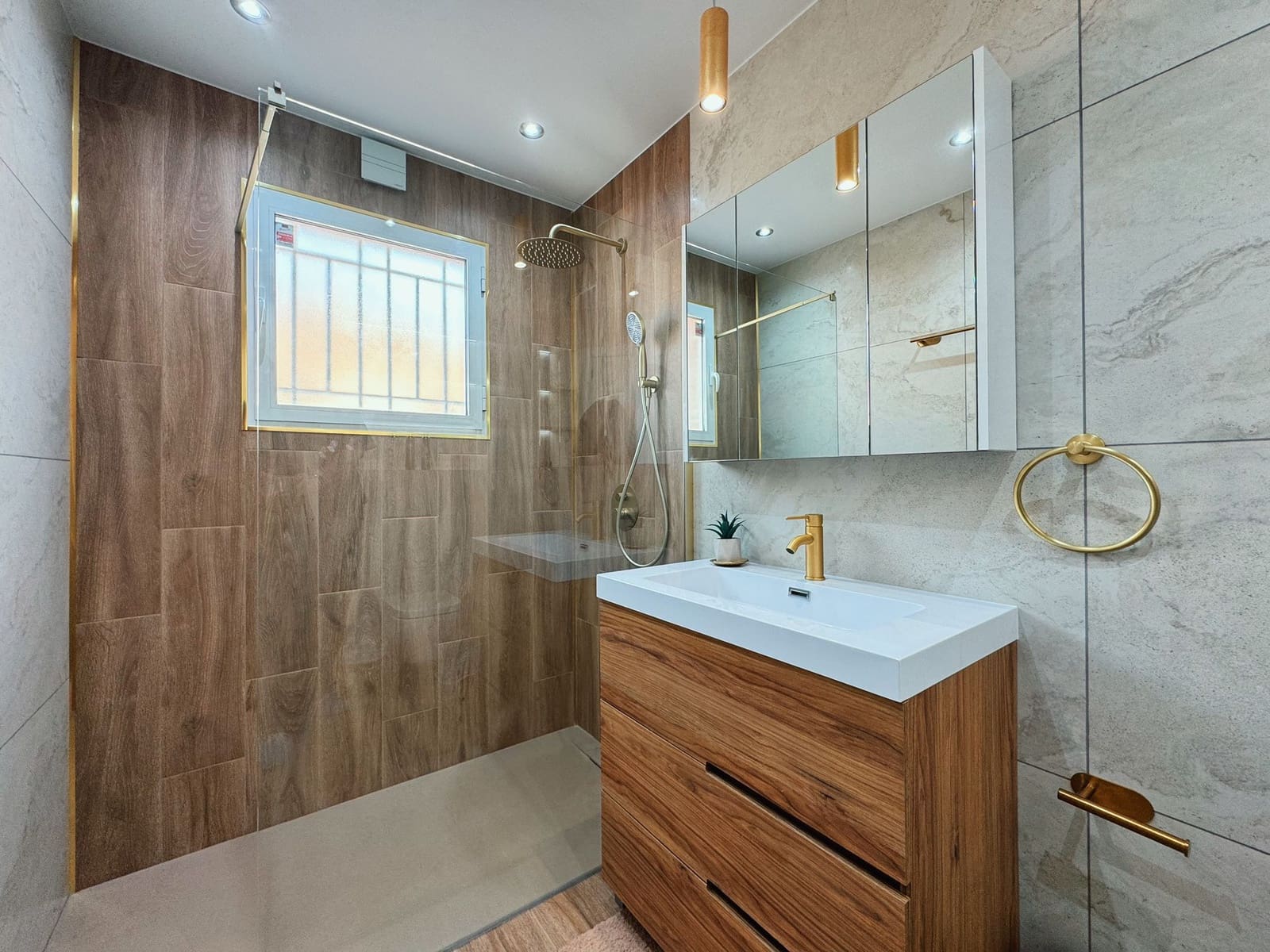 3 quarto Casa em Banda para venda em Ciudad Quesada - 280 000 € (Ref: 9543390)