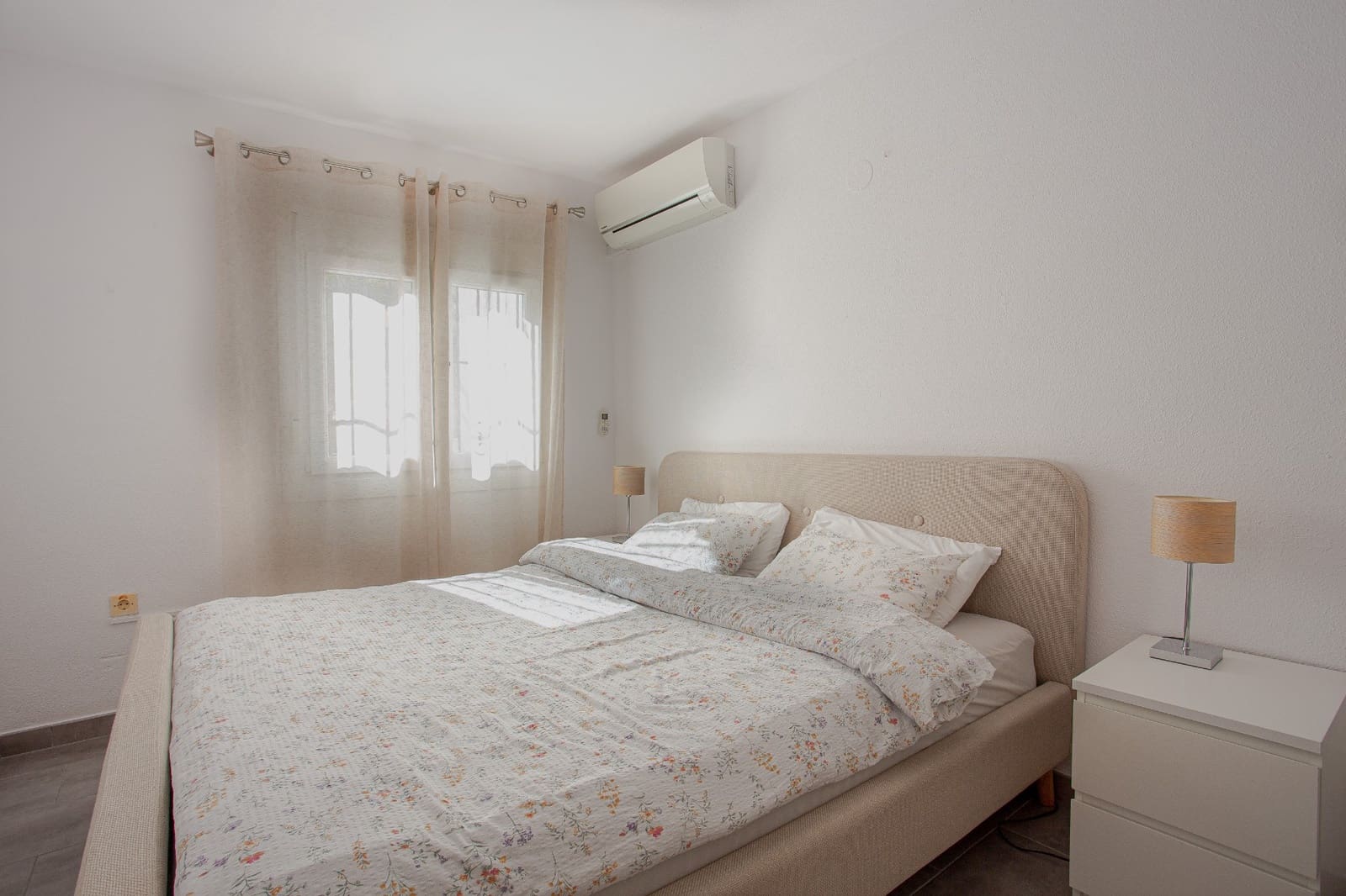 3 bedroom Villa for sale in Orihuela Costa - € 299,000 (Ref: 9543392)