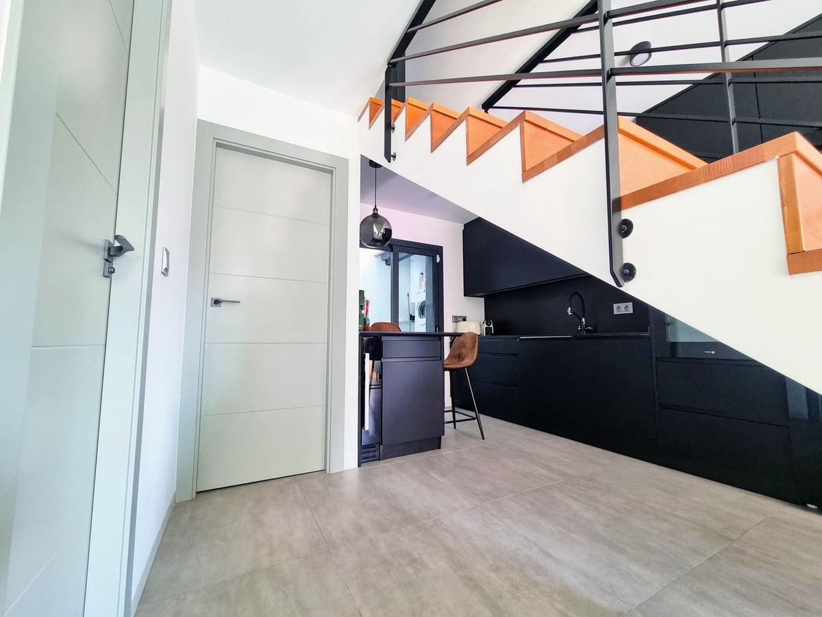 Chalet de 3 habitaciones en Pilar de la Horadada en venta - 418.000 € (Ref: 9543399)