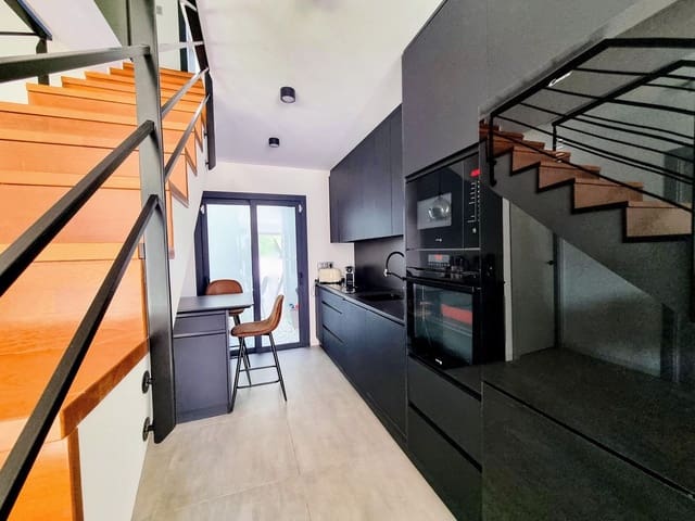 3 soveværelse Villa til salg i Mil Palmeras, Pilar de la Horadada - € 418.000 (Ref: 9543399)