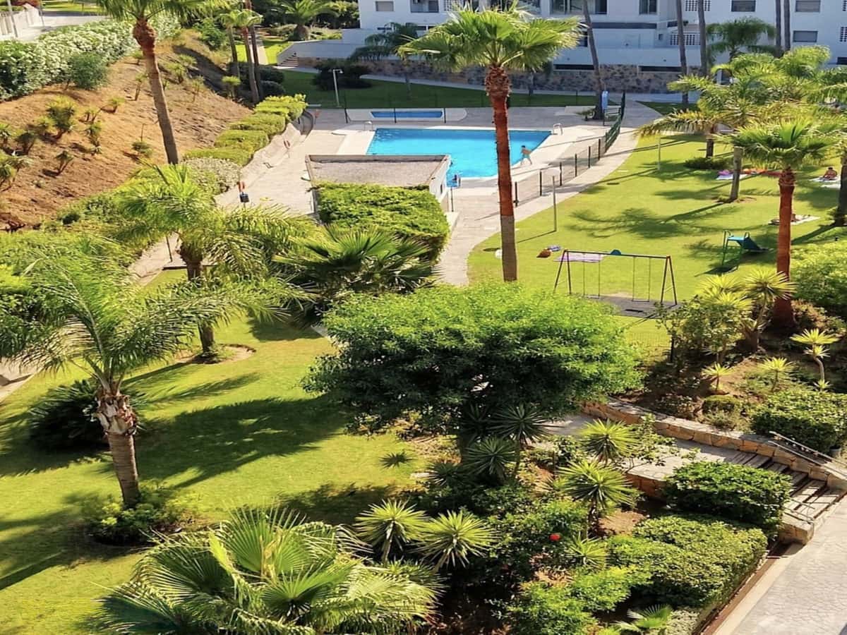 3 sypialnia Apartament na sprzedaż w Fuengirola z basenem garażem - 600 000 € (Ref: 9547873)