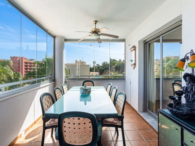 3 chambre Appartement à vendre à Zona Puerto Deportivo, Fuengirola avec piscine garage - 600 000 € (Ref: 9547873)