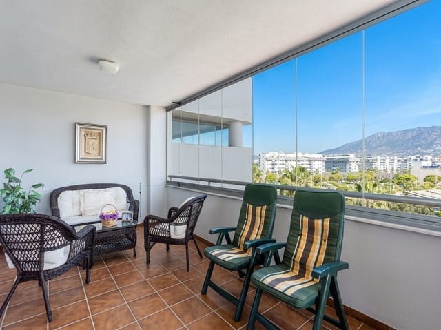 3 chambre Appartement à vendre à Zona Puerto Deportivo, Fuengirola avec piscine garage - 600 000 € (Ref: 9547873)