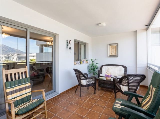3 chambre Appartement à vendre à Zona Puerto Deportivo, Fuengirola avec piscine garage - 600 000 € (Ref: 9547873)